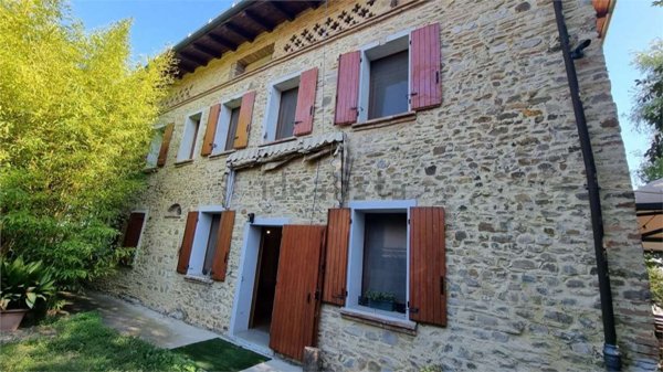 casa indipendente in vendita a Castelvetro di Modena