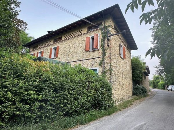 casa indipendente in vendita a Castelvetro di Modena