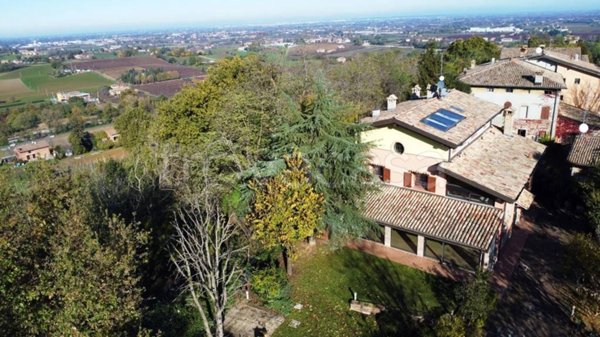 casa indipendente in vendita a Castelvetro di Modena