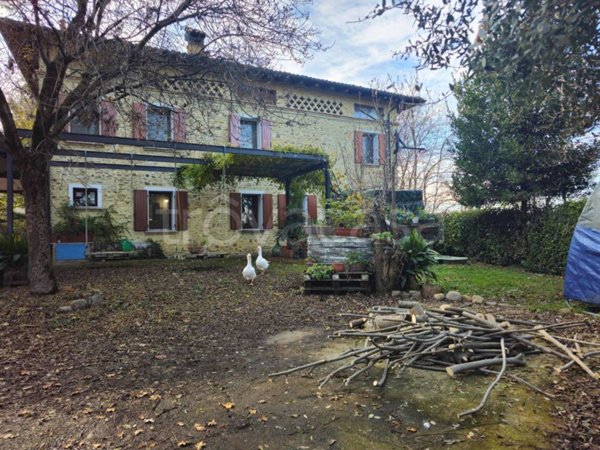 casa indipendente in vendita a Castelvetro di Modena