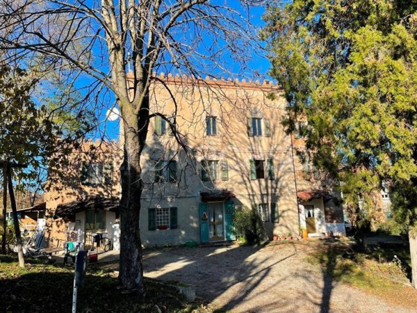 casa indipendente in vendita a Castelvetro di Modena