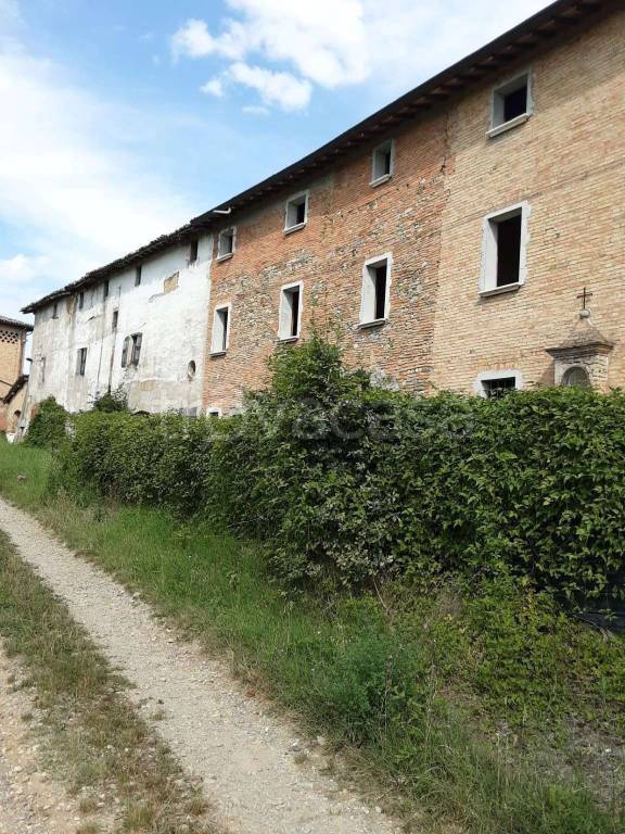 casa indipendente in vendita a Castelvetro di Modena