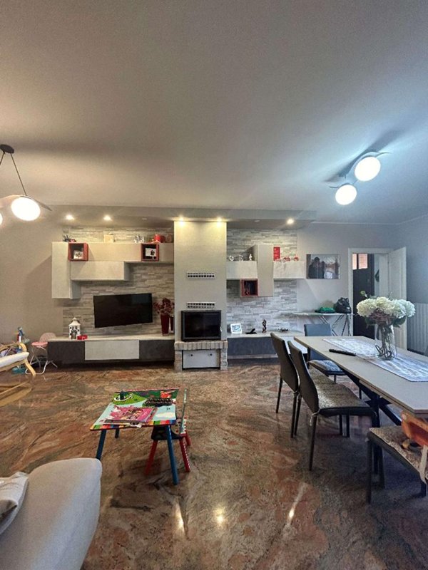 casa indipendente in vendita a Castelvetro di Modena in zona Settecani