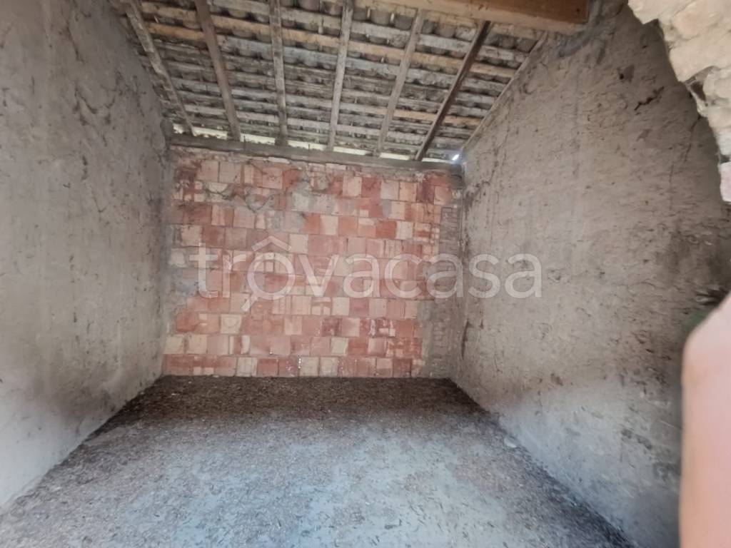 casale in vendita a Castelvetro di Modena