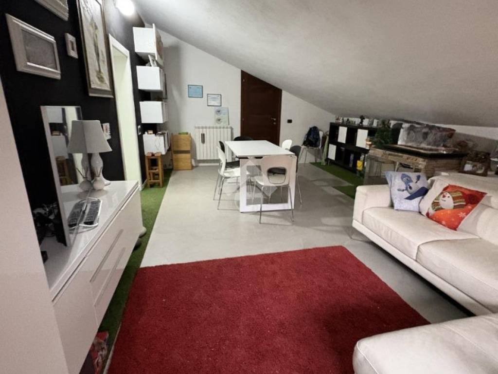 appartamento in vendita a Castelvetro di Modena in zona Levizzano Rangone