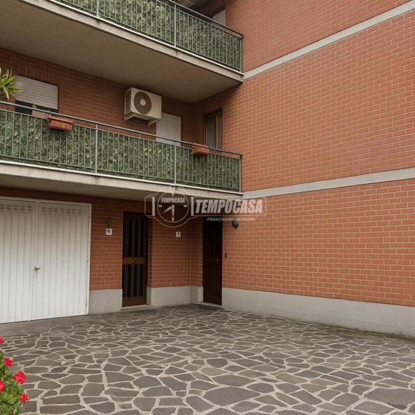 casa indipendente in vendita a Castelvetro di Modena in zona Ca' di Sola