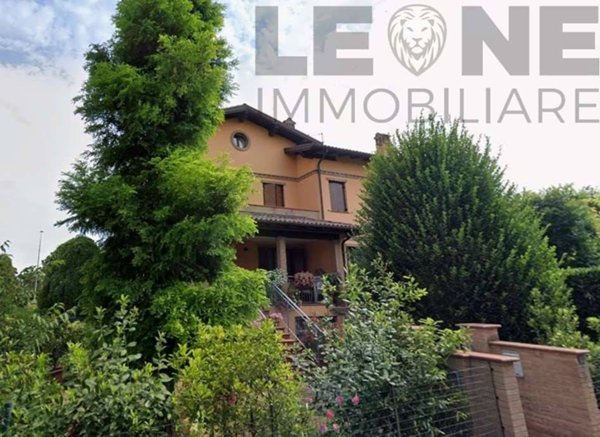 casa indipendente in vendita a Castelvetro di Modena