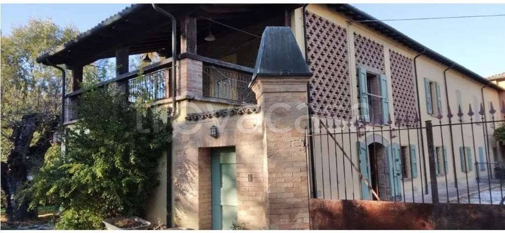 casa indipendente in vendita a Castelvetro di Modena