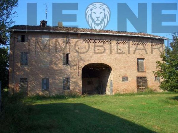 casa indipendente in vendita a Castelvetro di Modena