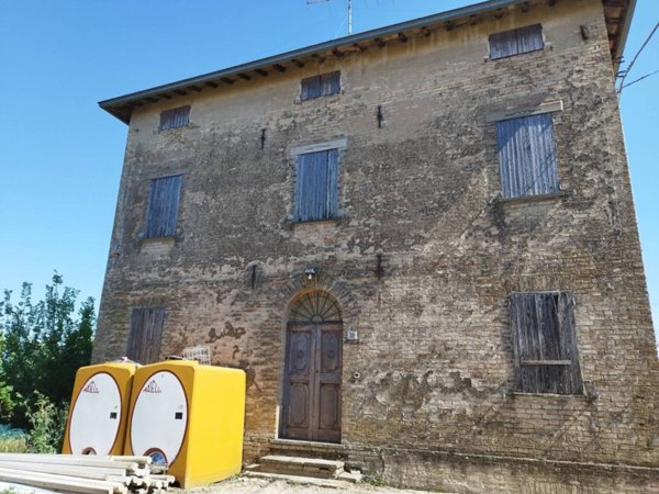 casa indipendente in vendita a Castelvetro di Modena