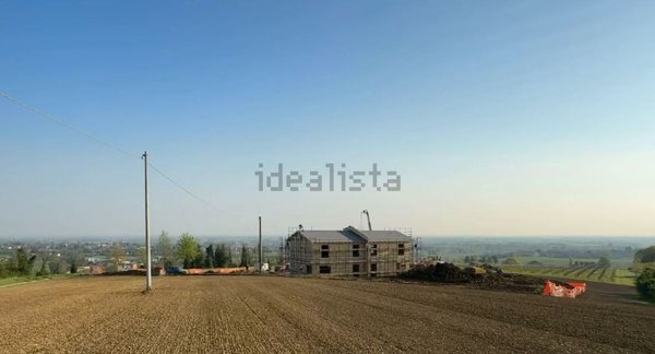 casa indipendente in vendita a Castelvetro di Modena