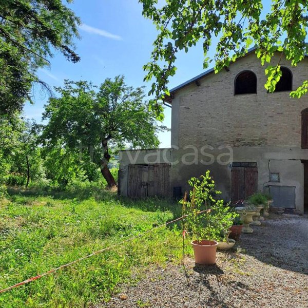 casa indipendente in vendita a Castelvetro di Modena