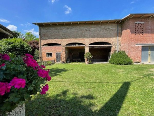 appartamento in vendita a Castelvetro di Modena in zona Levizzano Rangone