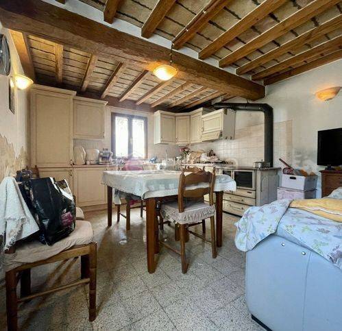 casa indipendente in vendita a Castelvetro di Modena