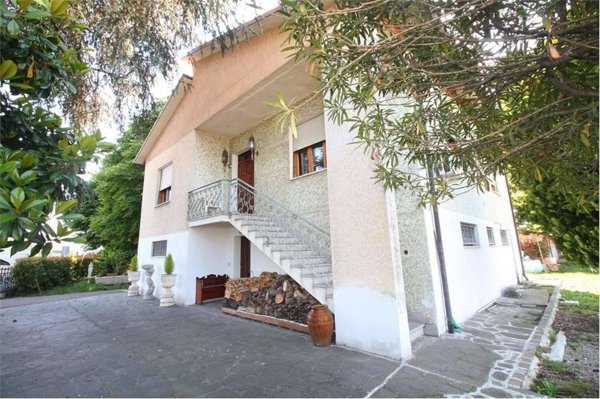 casa indipendente in vendita a Castelvetro di Modena