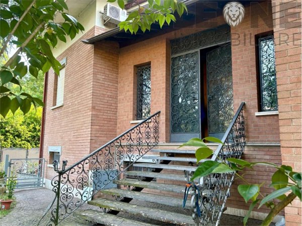 casa indipendente in vendita a Castelvetro di Modena