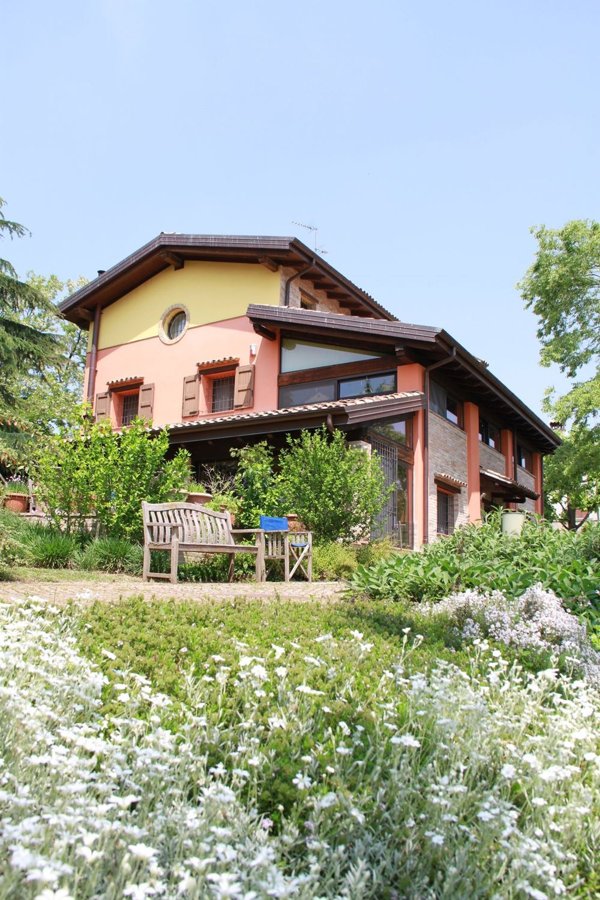 casa indipendente in vendita a Castelvetro di Modena