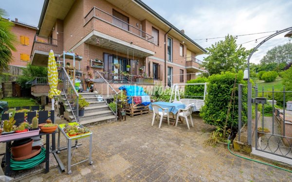 appartamento in vendita a Castelvetro di Modena in zona Levizzano Rangone
