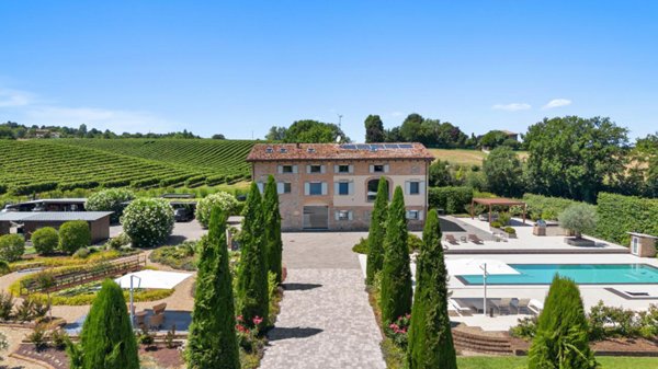 casa indipendente in vendita a Castelvetro di Modena