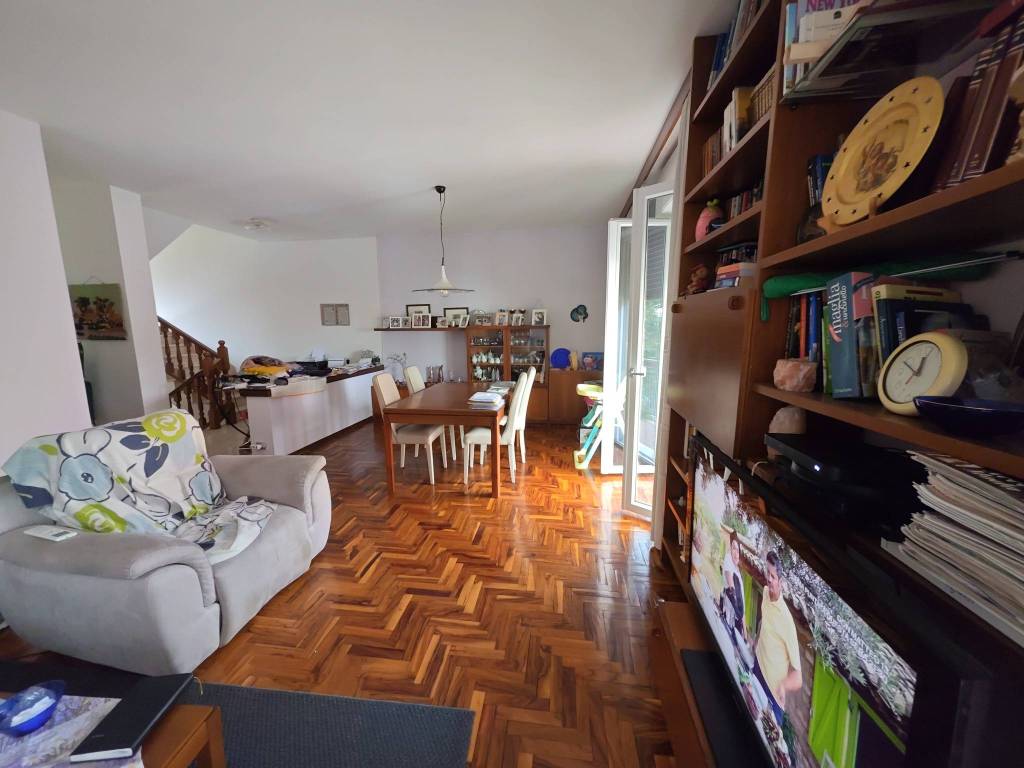 casa indipendente in vendita a Castelvetro di Modena in zona Ca' di Sola