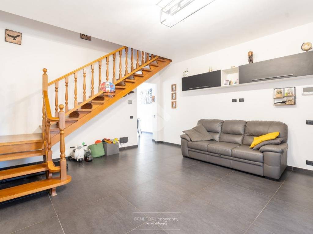 casa indipendente in vendita a Castelvetro di Modena in zona Ca' di Sola