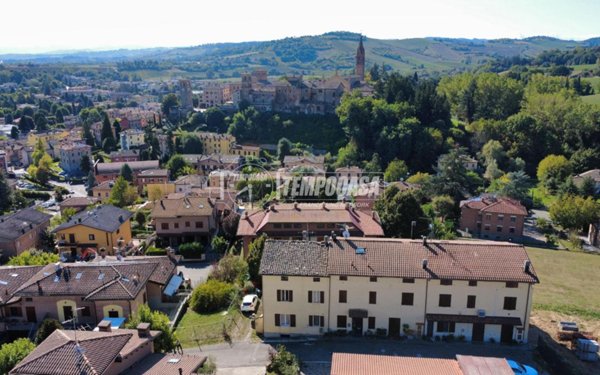 casa indipendente in vendita a Castelvetro di Modena