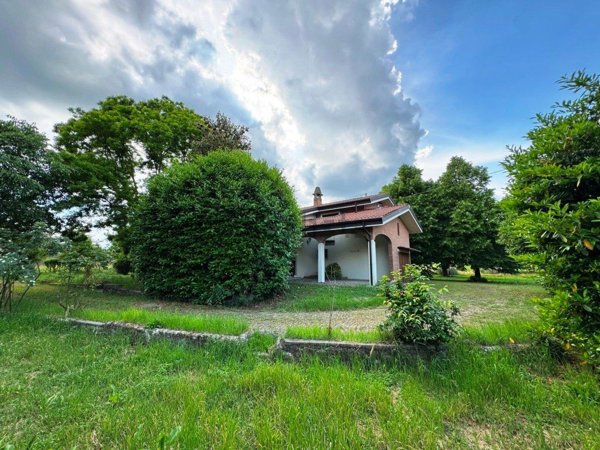 casa indipendente in vendita a Castelvetro di Modena