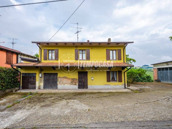 casa indipendente in vendita a Castelvetro di Modena