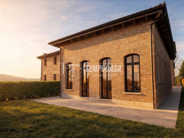 casa indipendente in vendita a Castelvetro di Modena