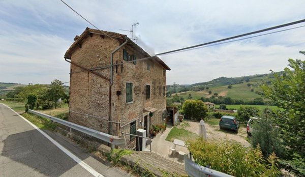 casa indipendente in vendita a Castelvetro di Modena