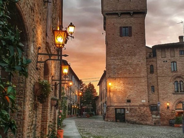 casa indipendente in vendita a Castelvetro di Modena