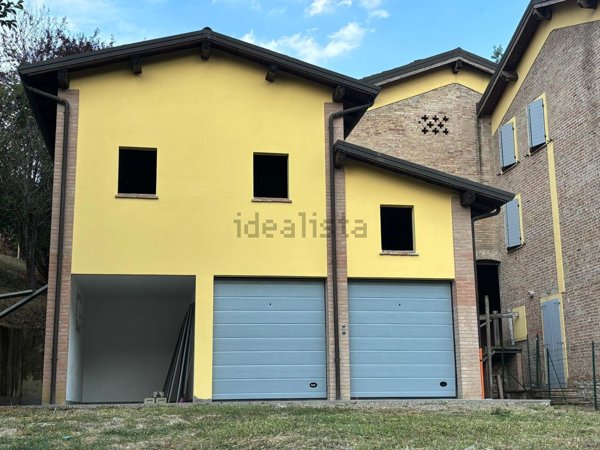 casa indipendente in vendita a Castelvetro di Modena