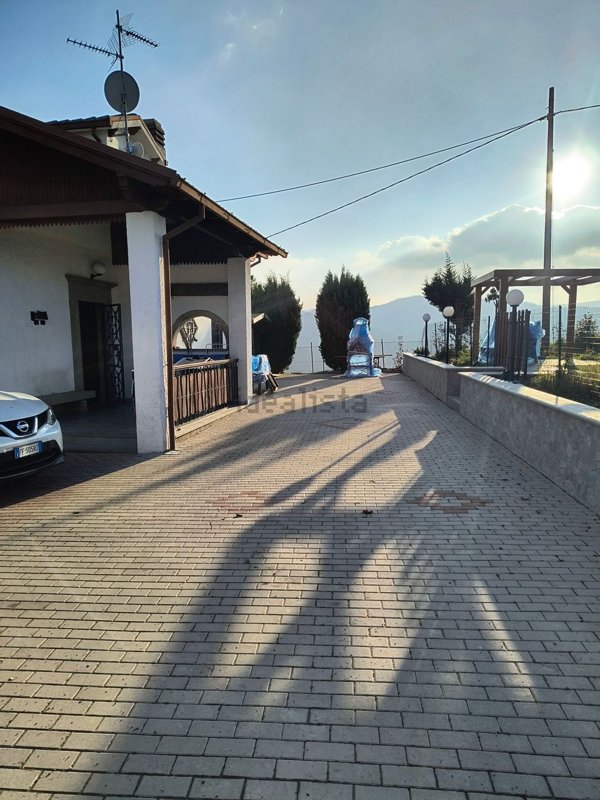 casa indipendente in vendita a Castelvetro di Modena