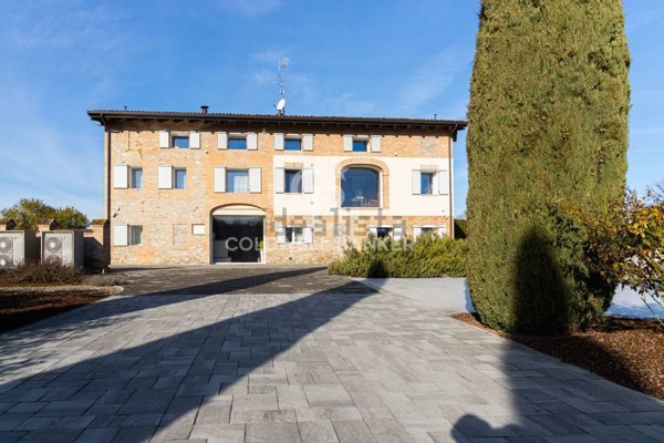 casa indipendente in vendita a Castelvetro di Modena