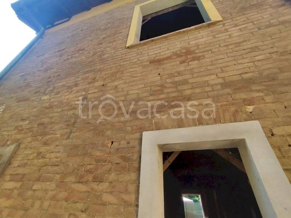 casa indipendente in vendita a Castelvetro di Modena