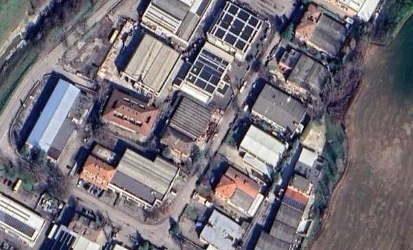 capannone in vendita a Castelvetro di Modena