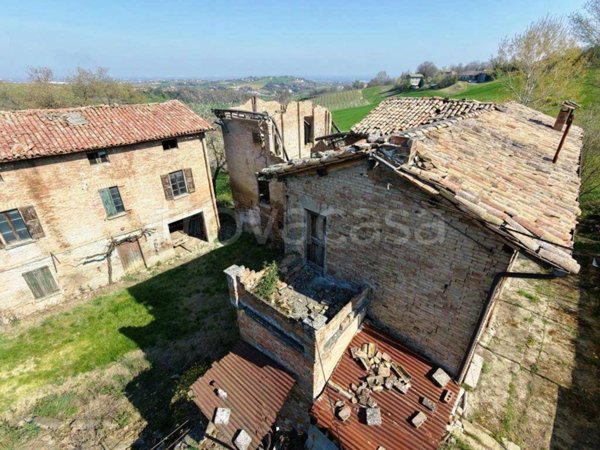 casa indipendente in vendita a Castelvetro di Modena