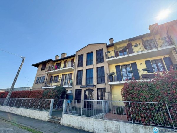 appartamento in vendita a Castelvetro di Modena in zona Settecani