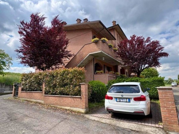appartamento in vendita a Castelvetro di Modena in zona Ca' di Sola