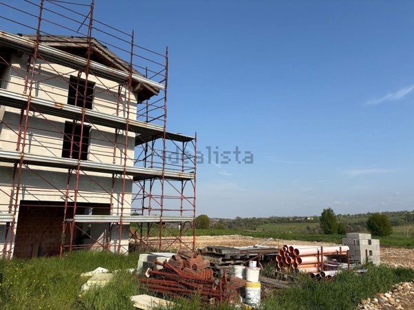 casa indipendente in vendita a Castelvetro di Modena