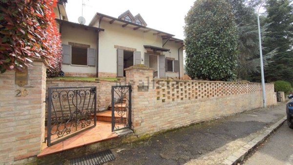 casa indipendente in vendita a Castelvetro di Modena