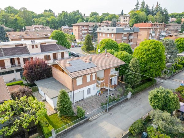 casa indipendente in vendita a Castelvetro di Modena
