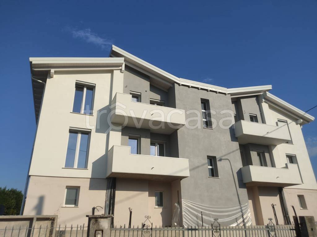 appartamento in vendita a Castelvetro di Modena in zona Solignano Nuovo