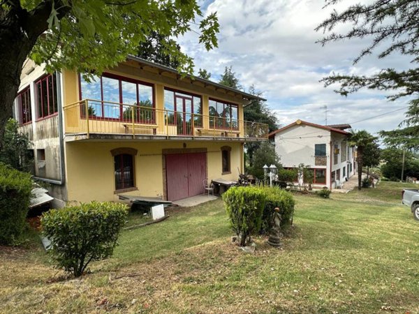 casa indipendente in vendita a Castelvetro di Modena in zona Cà montanari