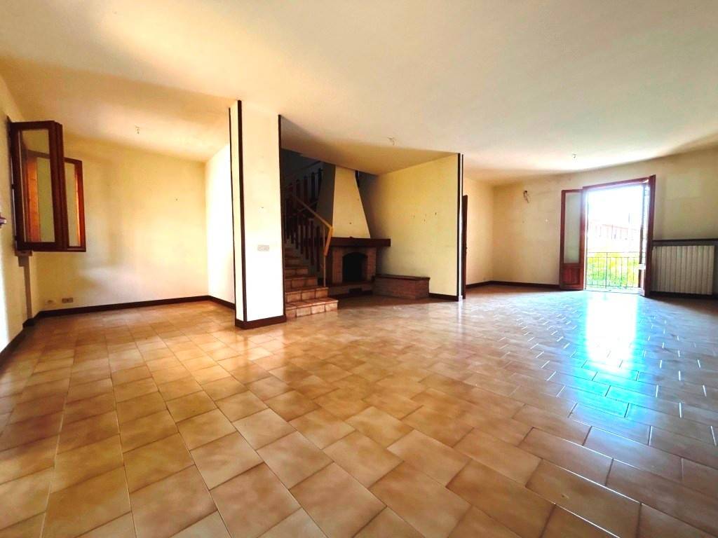 casa indipendente in vendita a Castelvetro di Modena