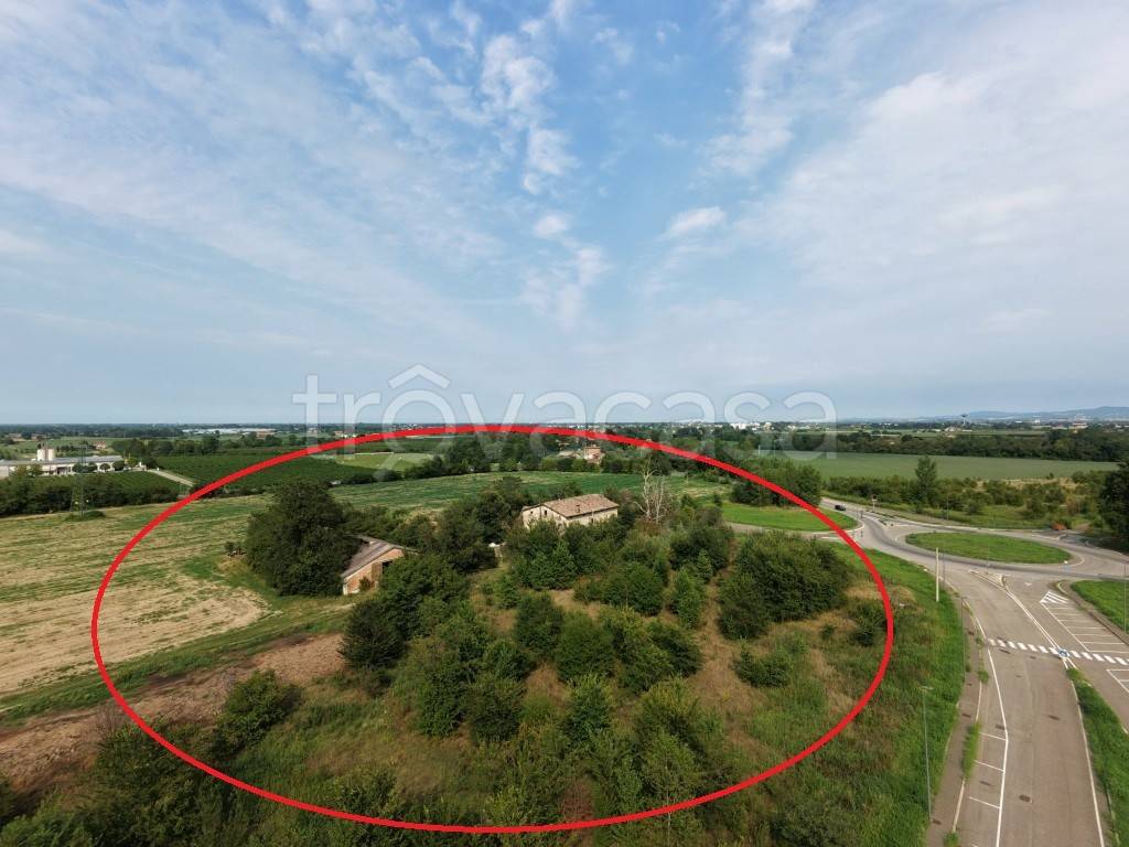 terreno industriale in vendita a Castelvetro di Modena