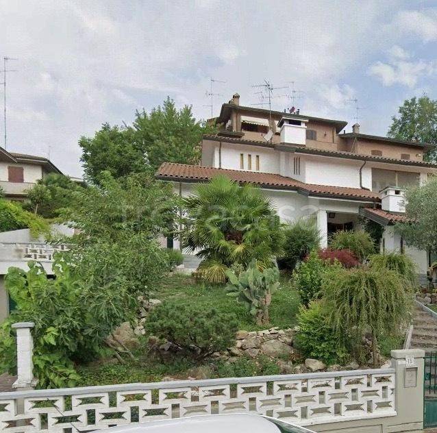 casa indipendente in vendita a Castelvetro di Modena