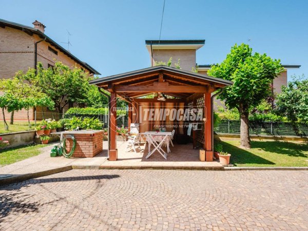 appartamento in vendita a Castelvetro di Modena in zona Solignano Nuovo