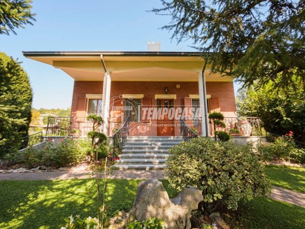casa indipendente in vendita a Castelvetro di Modena
