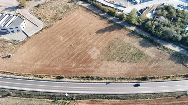 terreno agricolo in vendita a Castelvetro di Modena in zona Solignano Nuovo
